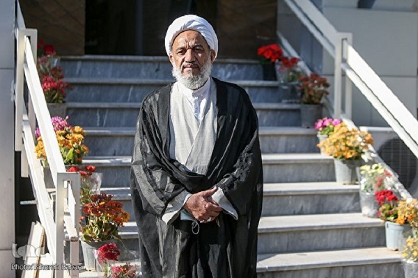 حجت‌الاسلام و المسلمین مرتضی آقاتهرانی، رئیس کمیسیون فرهنگی مجلس