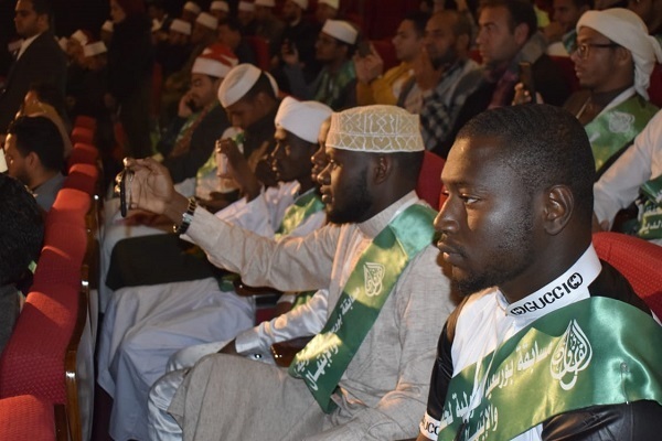 تجلیل از نفرات برتر مسابقات بینالمللی قرآن در پورت سعید مصر تجلیل از نفرات برتر مسابقات بینالمللی قرآن در پورت سعید مصر