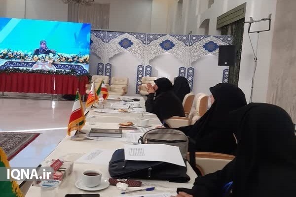 رشد چشمگیر فعالیت‌های قرآنی بانوان بحرین از زمان پیروزی انقلاب اسلامی/خانواده‌های قرآنی بیشتر شوند/اماده