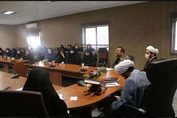 دوره تربيت مربی قرآن ويژه دانشجويان دختر دانشگاه علوم پزشكي ارتش برگزار شد