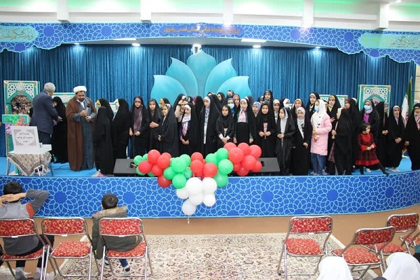 تجلیل از برگزیدگان