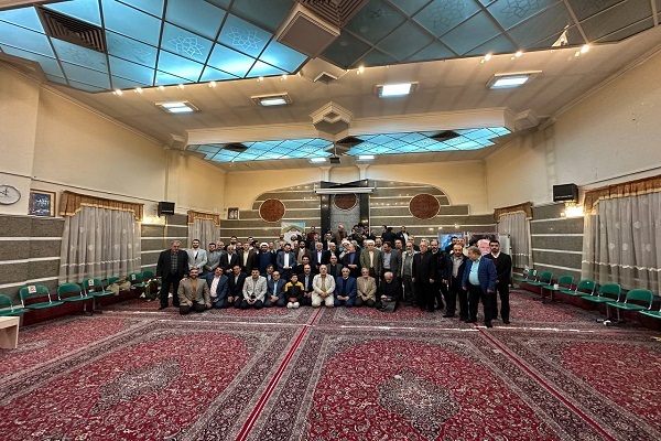 برگزاری جشن میلاد حضرت ابوالفضل (ع) به همت قاری پیشکسوت + فیلم برگزاری جشن میلاد حضرت ابوالفضل (ع) به همت قاری پیشکسوت + فیلم