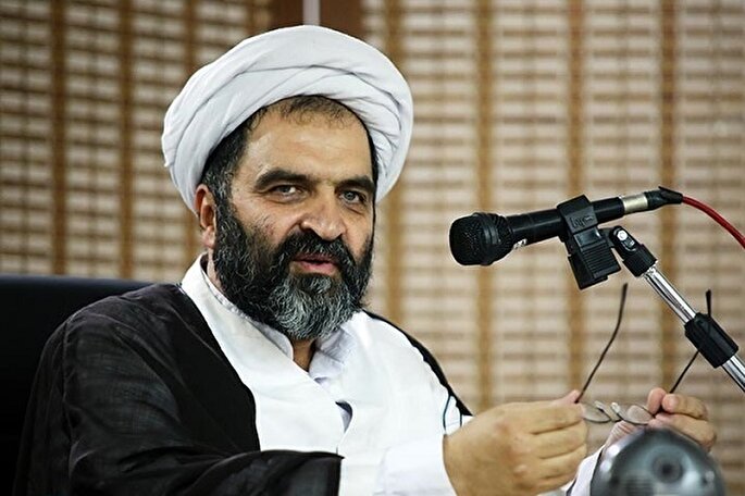 چگونه عمل کرده‌ایم که برخی مردم از دین دور  شده‌اند