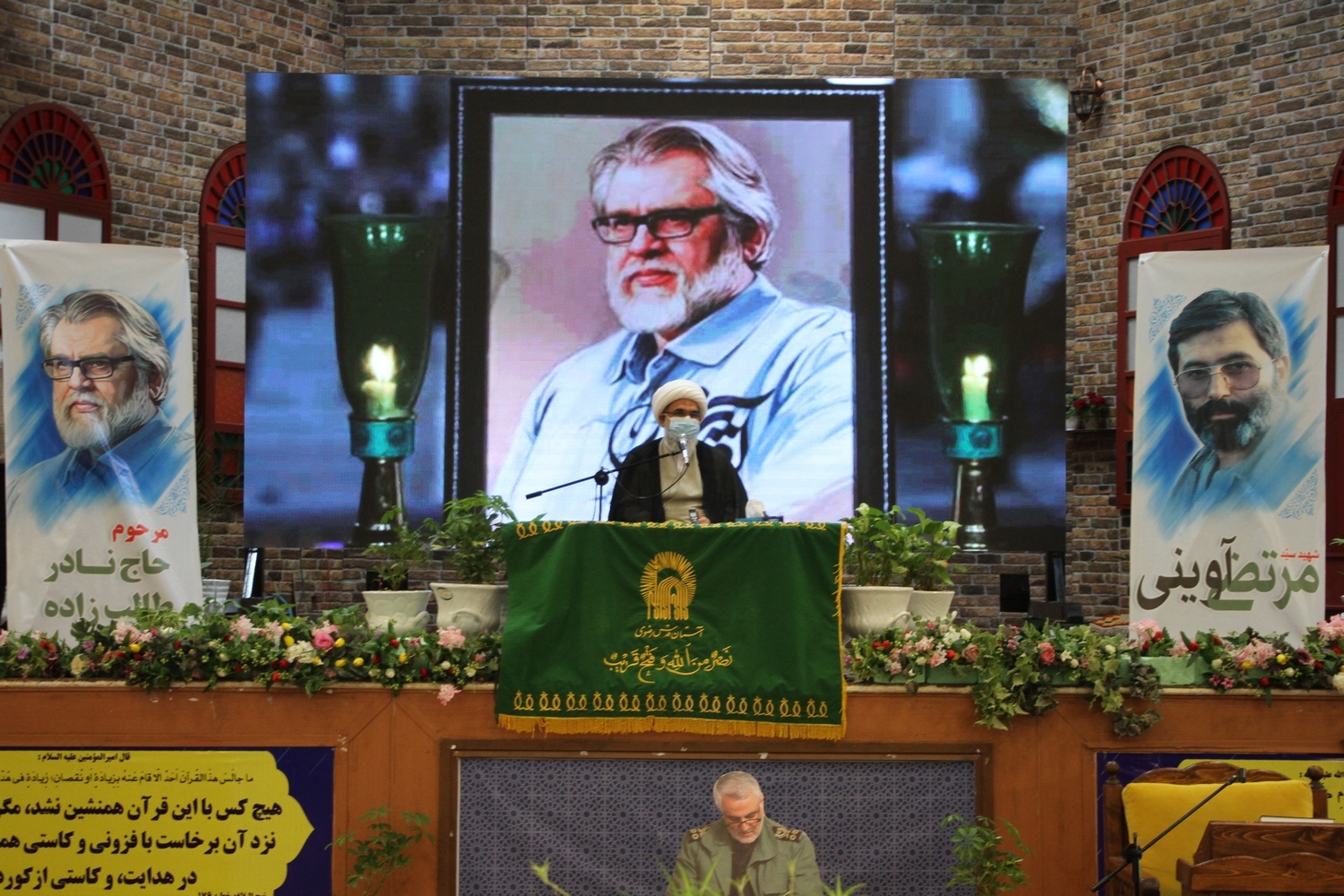 پیشگامی نادر طالب‌زاده در جهاد تبیین در جبهه مقاومت