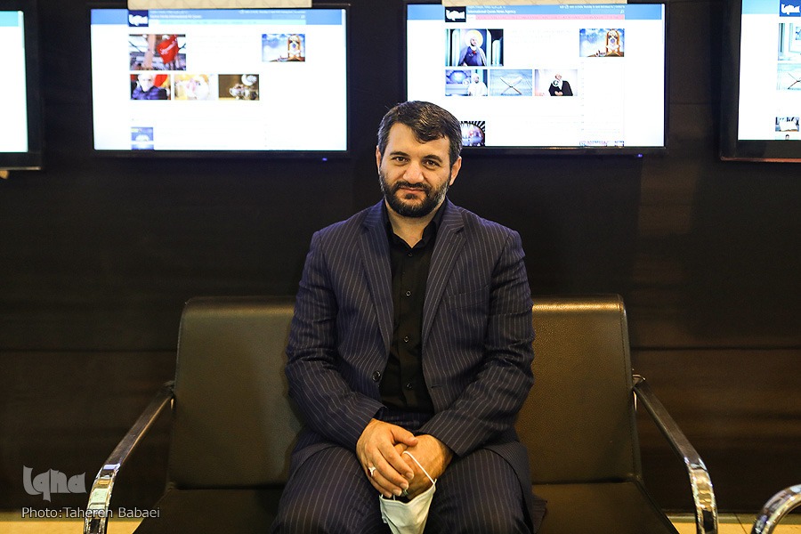 حجت الله عبدالملکی، وزیر کار  تعاون