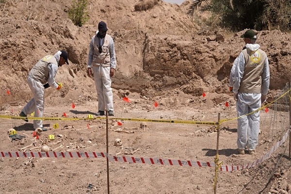 کشف گور دسته جمعی باقیمانده از دوران صدام در نجف // اماده