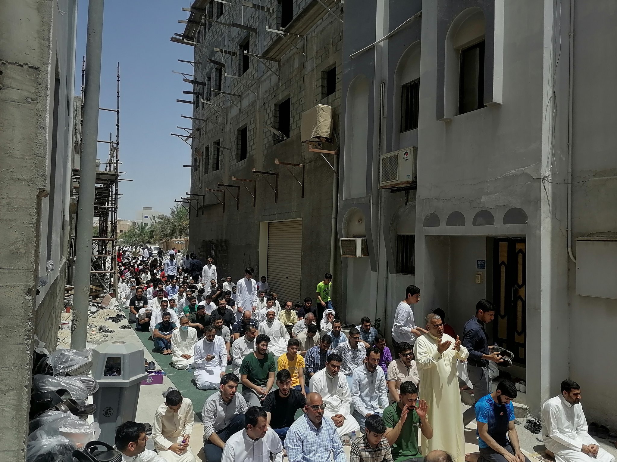 مسجد امام صادق(ع) بحرین پس از 6 سال به روی شیعیان گشوده شد مسجد امام صادق(ع) بحرین پس از 6 سال به روی شیعیان گشوده شد