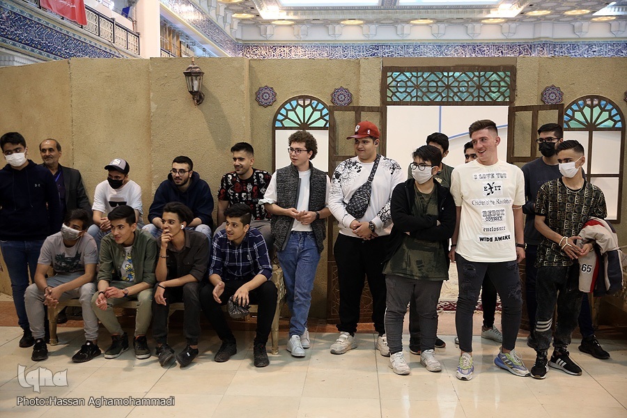 گذری بر خاطرات شیرین جلسات خانگی قرآن/ ستاره&zwnj;های زمینی در نمایشگاه قرآن