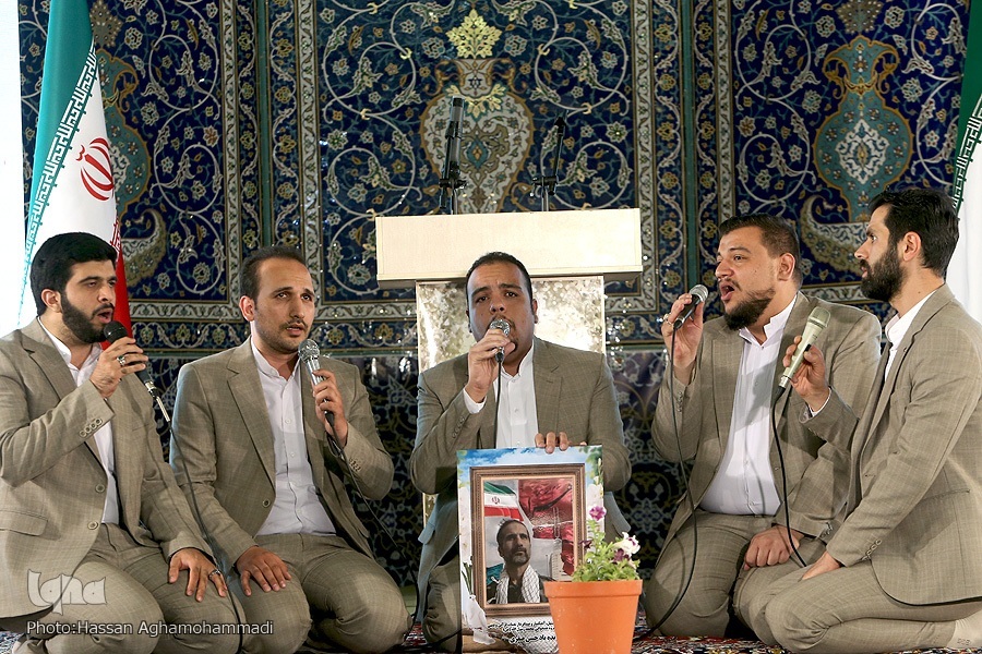 برترین‌های جشنواره آوای نور در نمایشگاه قرآن تجلیل شدند + عکس