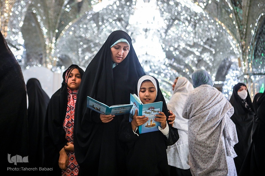 فرشتهای در خانه + فیلم و عکس فرشتهای در خانه + فیلم و عکس