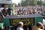 فیلم | تشییع پیکر جان‌باختگان حادثه قطار