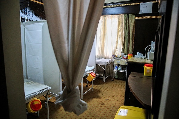 فعالیت پنج درمانگاه تخصصی ایرانی در مکه و مدینه فعالیت پنج درمانگاه تخصصی ایرانی در مکه و مدینه