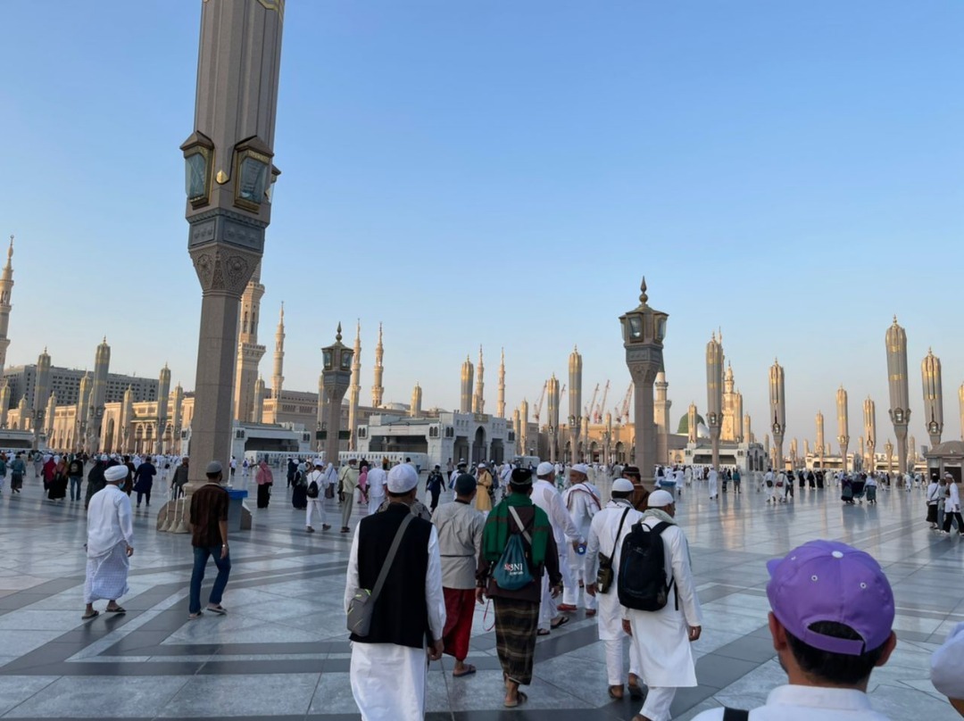 حضور زائران ایرانی در شهر پیامبر + عکس