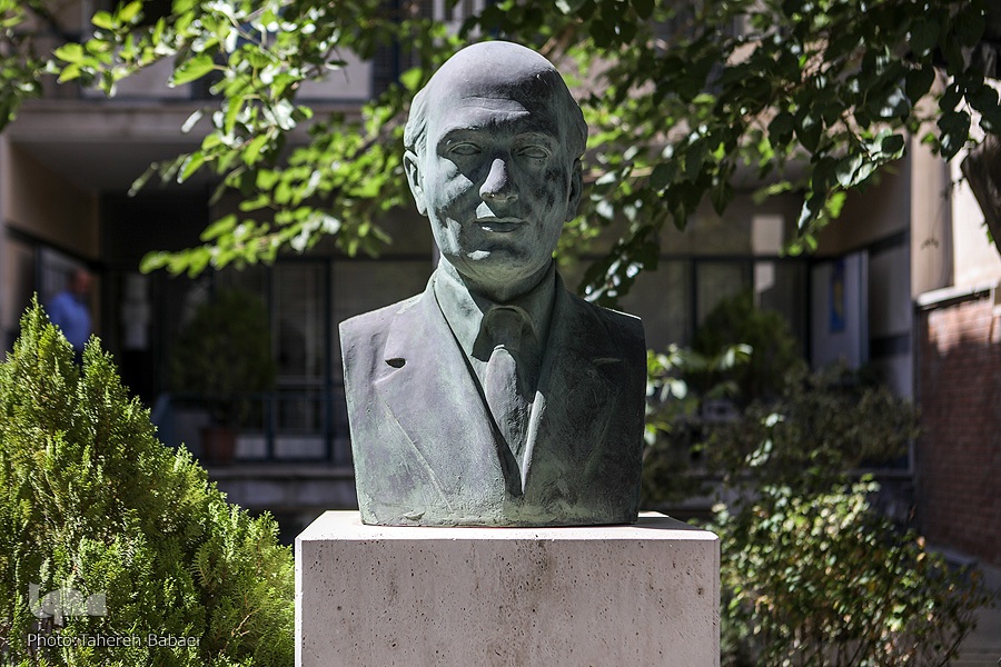 کار اصلی شریعتی آوردن قرآن به صحنه زندگی جوانان بود