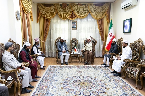 تمدن نوین اسلامی تنها از طریق وحدت امت اسلامی تحقق می‌یابد