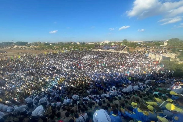 سلام فرمانده با اجرا در کشورهای اسلامی شور و شعور جهاد و مقاومت را افزون کرد/اماده سلام فرمانده با اجرا در کشورهای اسلامی شور و شعور جهاد و مقاومت را افزون کرد/اماده