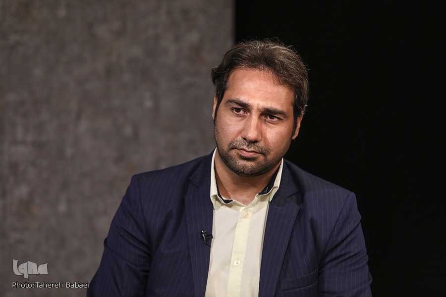 بخش اول کاظمی نیازمند فیلم /////در کاربردی&zwnj;سازی قرآن کم&zwnj;کاری کرده&zwnj;ایم/ خروجی جلسه قرآن تربیت قاری اجتماعی است