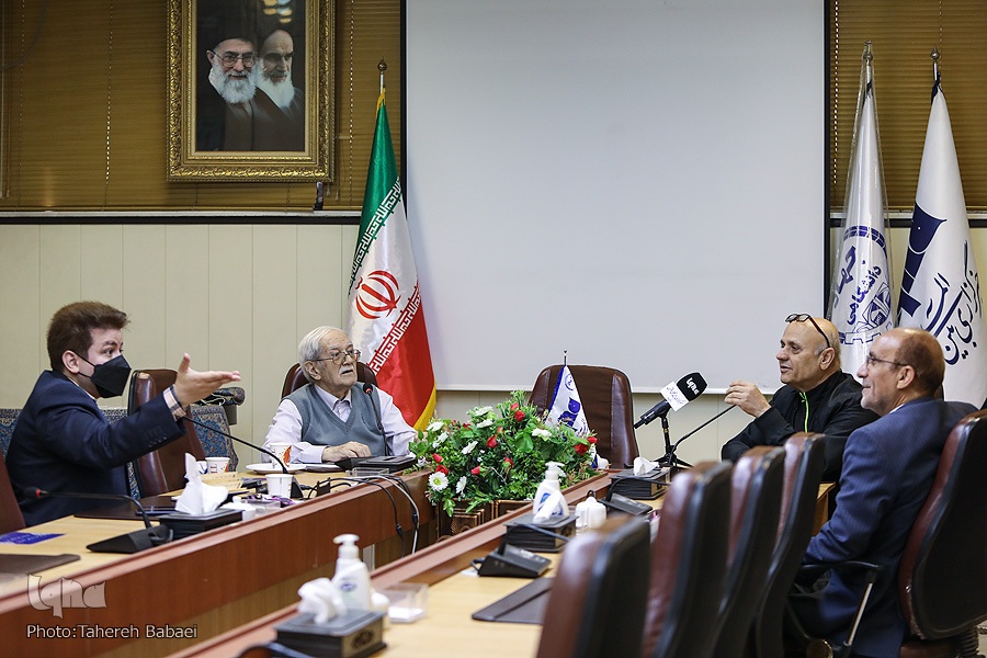  نشست &laquo;بررسی سیاست&zwnj;های افزایش جمعیت&raquo;