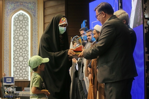 درخشش حافظان مؤسسه مهد قرآن در مسابقات قرآنی