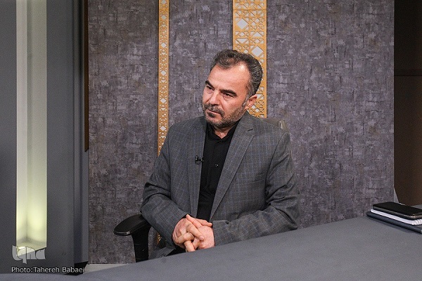 میکائیل باقری