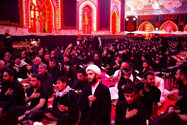 برگزاری مجلس بزرگداشت شب عاشورا از سوی دارالقرآن کریم +عکس