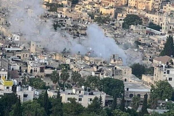 درگیریهای شدید بین شهروندان فلسطینی و نظامیان صهیونیست درگیریهای شدید بین شهروندان فلسطینی و نظامیان صهیونیست