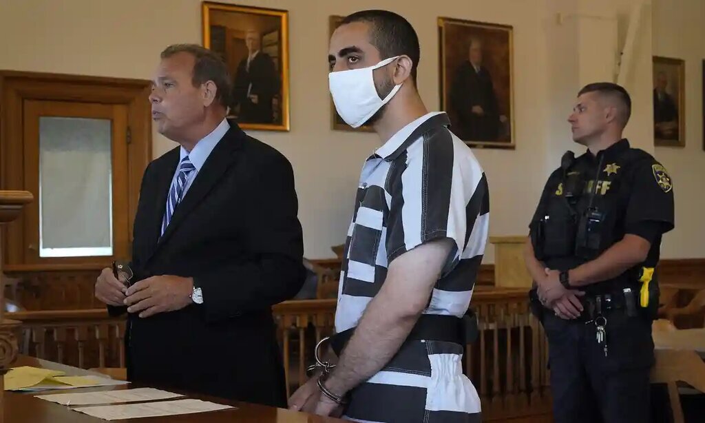 عامل حمله به سلمان رشدی به قتل درجه دو متهم شد + عکس