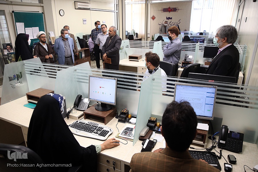 بازدید دو نماینده مجلس از تحریریه ایکنا بازدید دو نماینده مجلس از تحریریه ایکنا