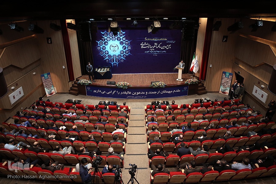 جهاددانشگاهی با پاسخ&zwnj;گویی به نیازها الگوی علم نافع برای کشور بوده است