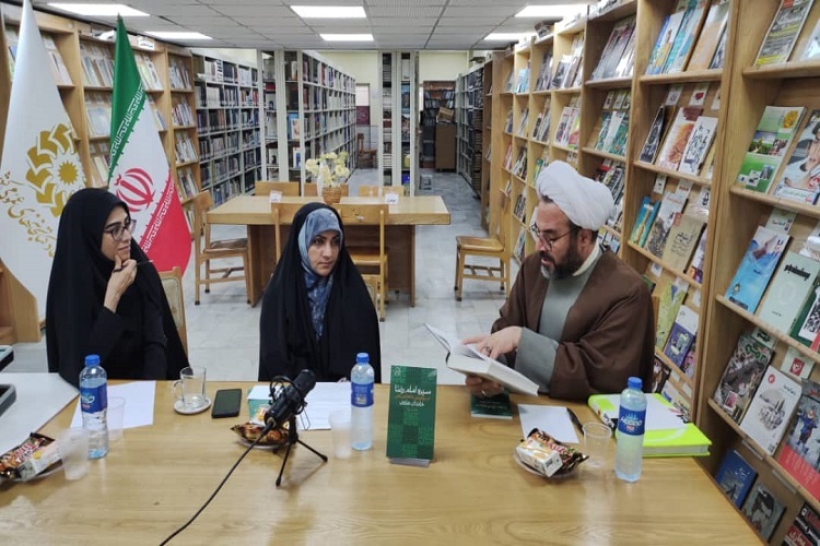 ارسال 5شنبه// هادی‌منش: عمده تعارضات خاندان علوی بر سر مسئله امامت بود/ ایزدشناس: راه‌کارهای امام رضا(ع) مانع فروپاشی خاندان علوی شد