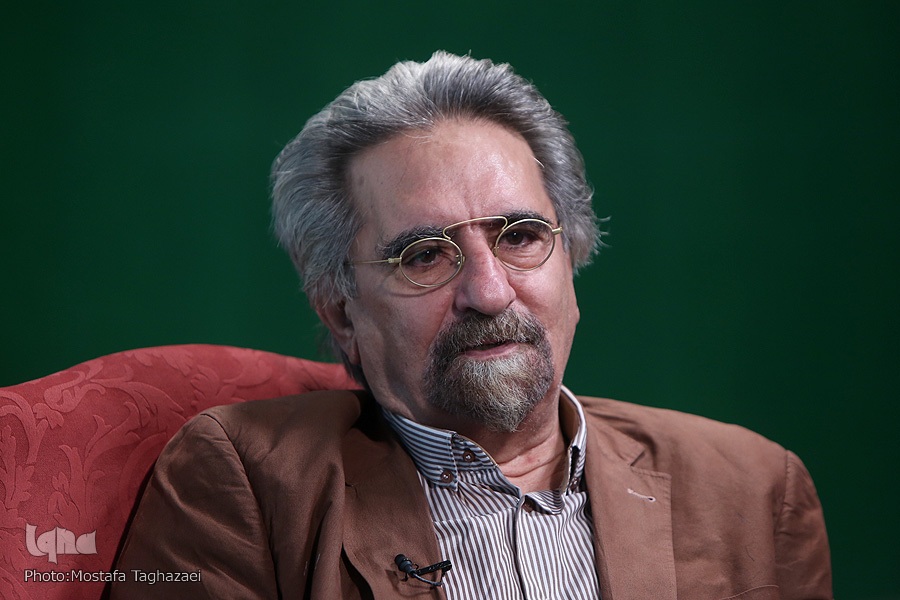 منوچهر صدوقی سها