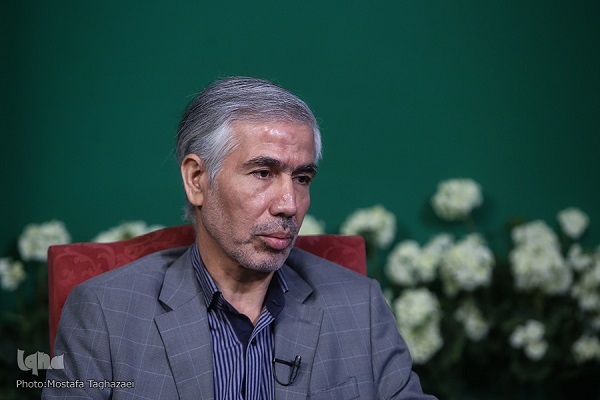 رضا اسماعیلی شاعر آئینی