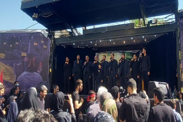 فعالیت‌های قرآنیان پیرو مکتب شهید سلیمانی در ایام اربعین + عکس و فیلم