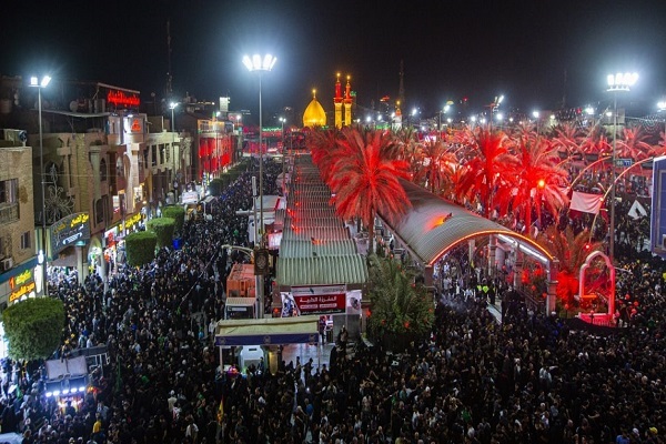 خیل عظیم زائران اربعین در بین الحرمین کربلا خیل عظیم زائران اربعین در بین الحرمین کربلا