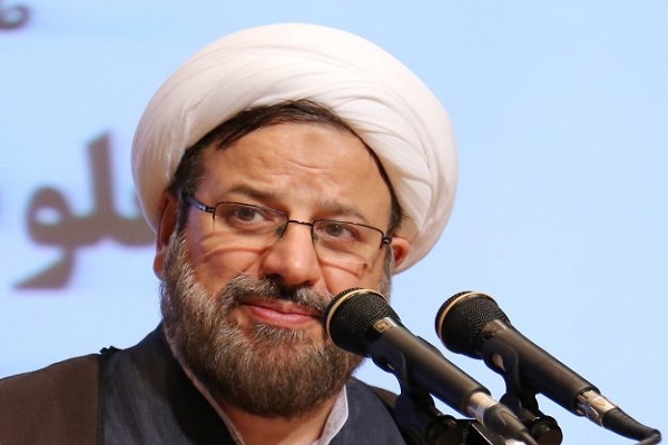 حجت‌الاسلام والمسلمین احمد واعظی، عضو شورای عالی انقلاب فرهنگی