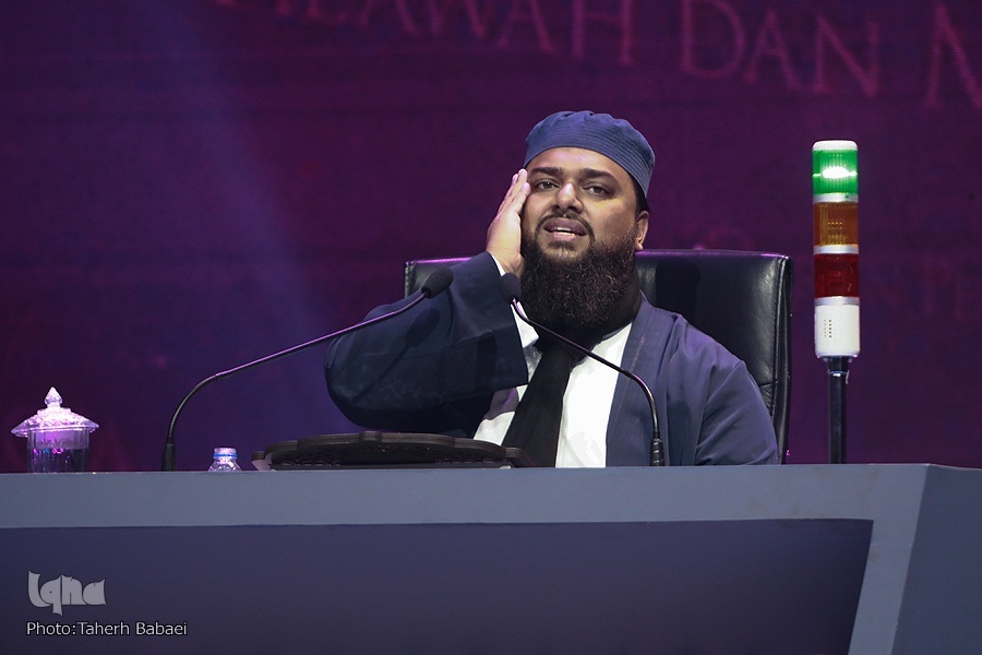 اختر نورانی نماینده هلند در مسابقات قرآن مالزی اختر نورانی نماینده هلند در مسابقات قرآن مالزی