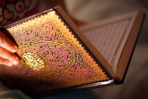 قرآن خواندن