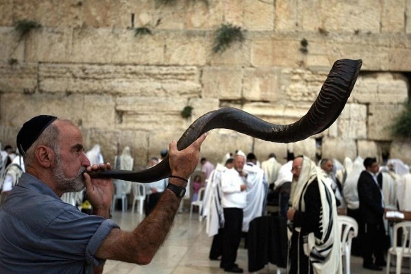 دعوت به عملیات استشهادی و اعتکاف برای مقابله با یورش صهیونیست‌ها به مسجد الاقصی/اماده