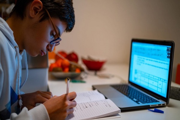 آموزش غیرحضوری