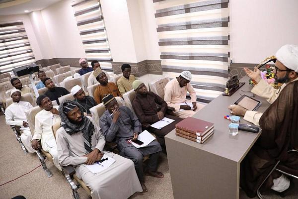 برگزاری سومین دوره قرآنی آستان عباسی برای طلاب آفریقایی+عکس برگزاری سومین دوره قرآنی آستان عباسی برای طلاب آفریقایی+عکس