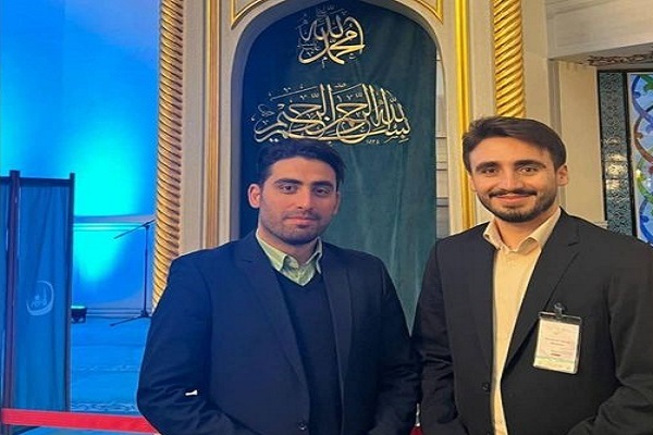 سید مصطفی حسینی، نماینده ایران در مسابقات بینالمللی قرآن مسکو سید مصطفی حسینی، نماینده ایران در مسابقات بینالمللی قرآن مسکو