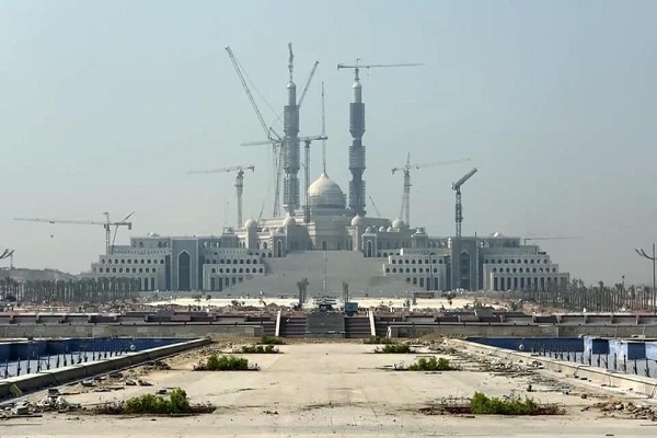 مسجد مصر نمادی از معماری نوین دینی در مصر مسجد مصر نمادی از معماری نوین دینی در مصر