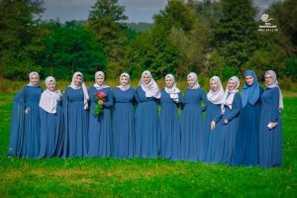  تبیین فلسفه حجاب برای بانوان مسلمان بلغارستان