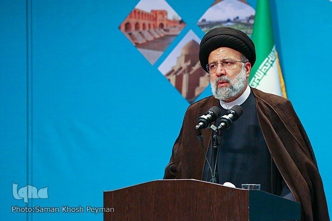 جمعه///////روز دانشجو و تجدید میثاق جهادگران با شهدای 16 آذر