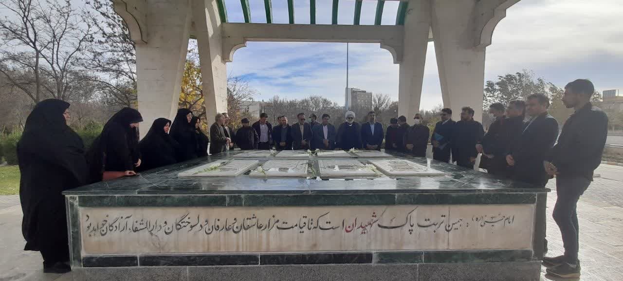 تجدید‌میثاق دانشگاهیان پیام نور اردبیل با آرمان‌های شهدا