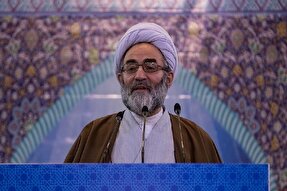 حوزه و دانشگاه دو بال تعالی انقلاب هستند