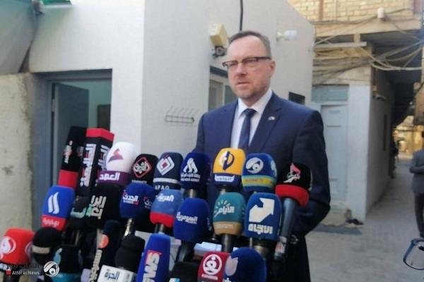 آیت الله سیستانی: پیروزی قاطع بر داعش امکان پیگرد و مجازات عناصر این گروهک را ممکن کرد/آماده آیت الله سیستانی: پیروزی قاطع بر داعش امکان پیگرد و مجازات عناصر این گروهک را ممکن کرد/آماده