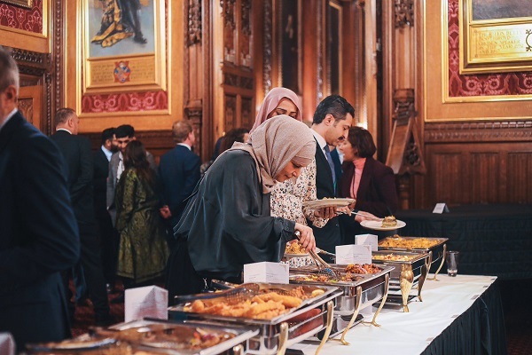 ضیافت افطار در مجلس عوام انگلیس+ عکس ضیافت افطار در مجلس عوام انگلیس+ عکس