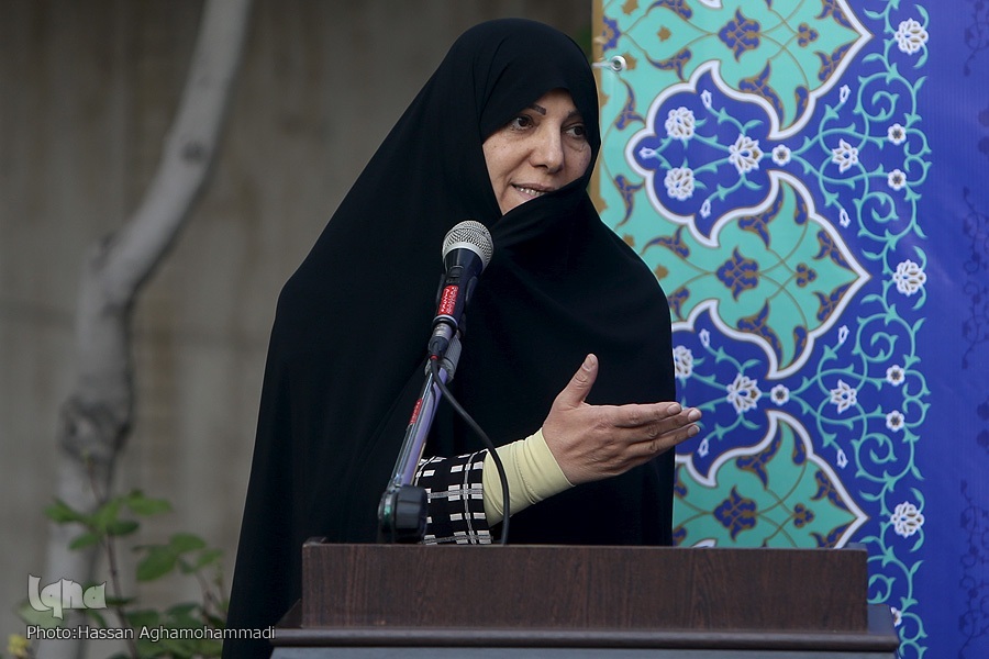 تجلیل از پیشکسوت گمنام و طرح مطالبهای جدی در نهمین دیدار نوروزی جامعه قرآنی تجلیل از پیشکسوت گمنام و طرح مطالبهای جدی در نهمین دیدار نوروزی جامعه قرآنی