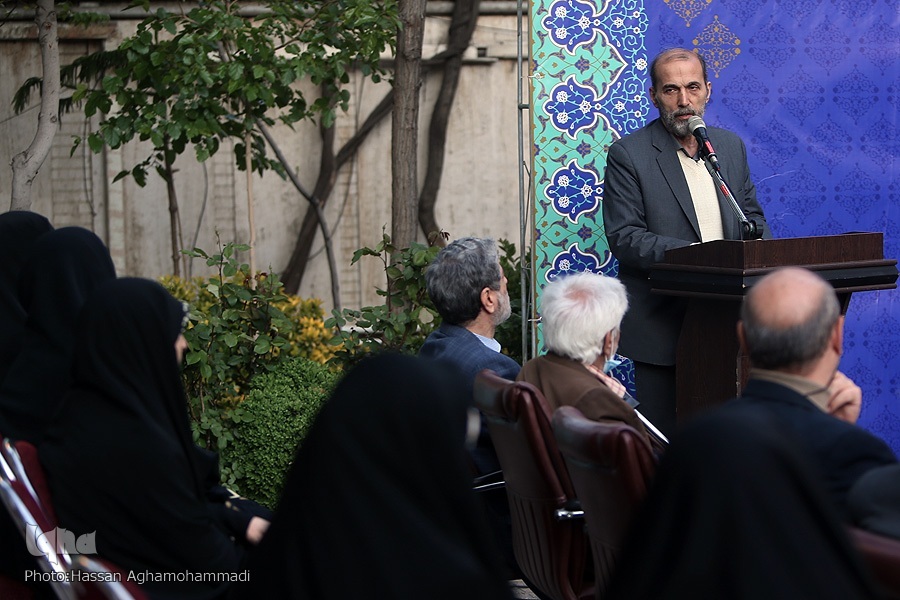 تجلیل از پیشکسوت گمنام و طرح مطالبهای جدی در نهمین دیدار نوروزی جامعه قرآنی تجلیل از پیشکسوت گمنام و طرح مطالبهای جدی در نهمین دیدار نوروزی جامعه قرآنی